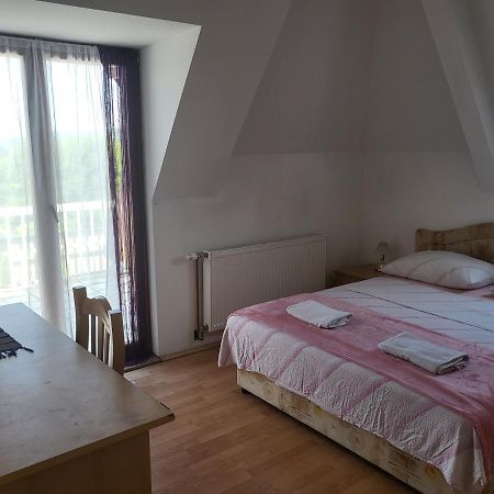 Pansion Brod Bed and Breakfast Buitenkant foto