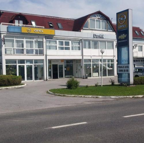 Pansion Brod Bed and Breakfast Buitenkant foto