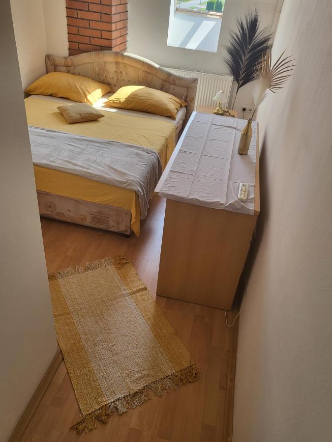 Pansion Brod Bed and Breakfast Buitenkant foto