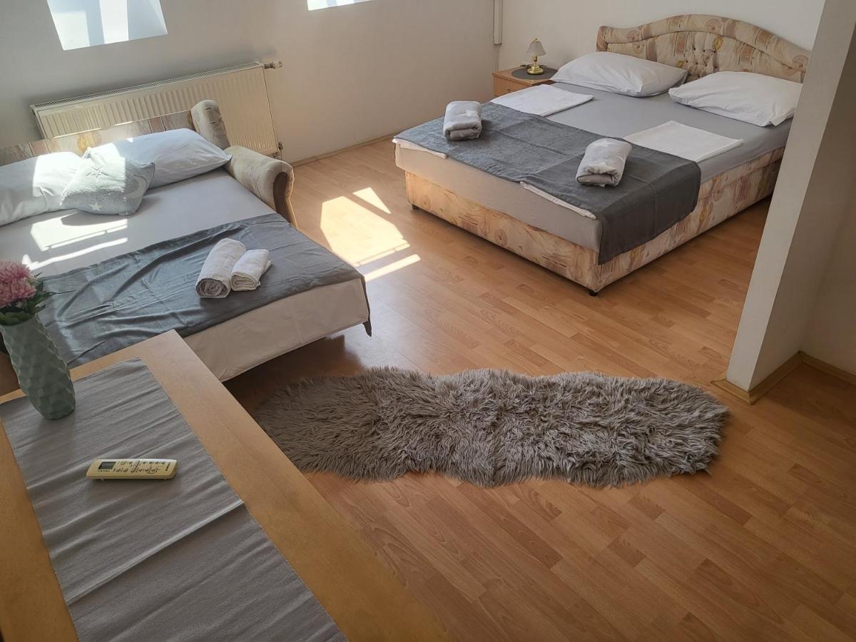 Pansion Brod Bed and Breakfast Buitenkant foto