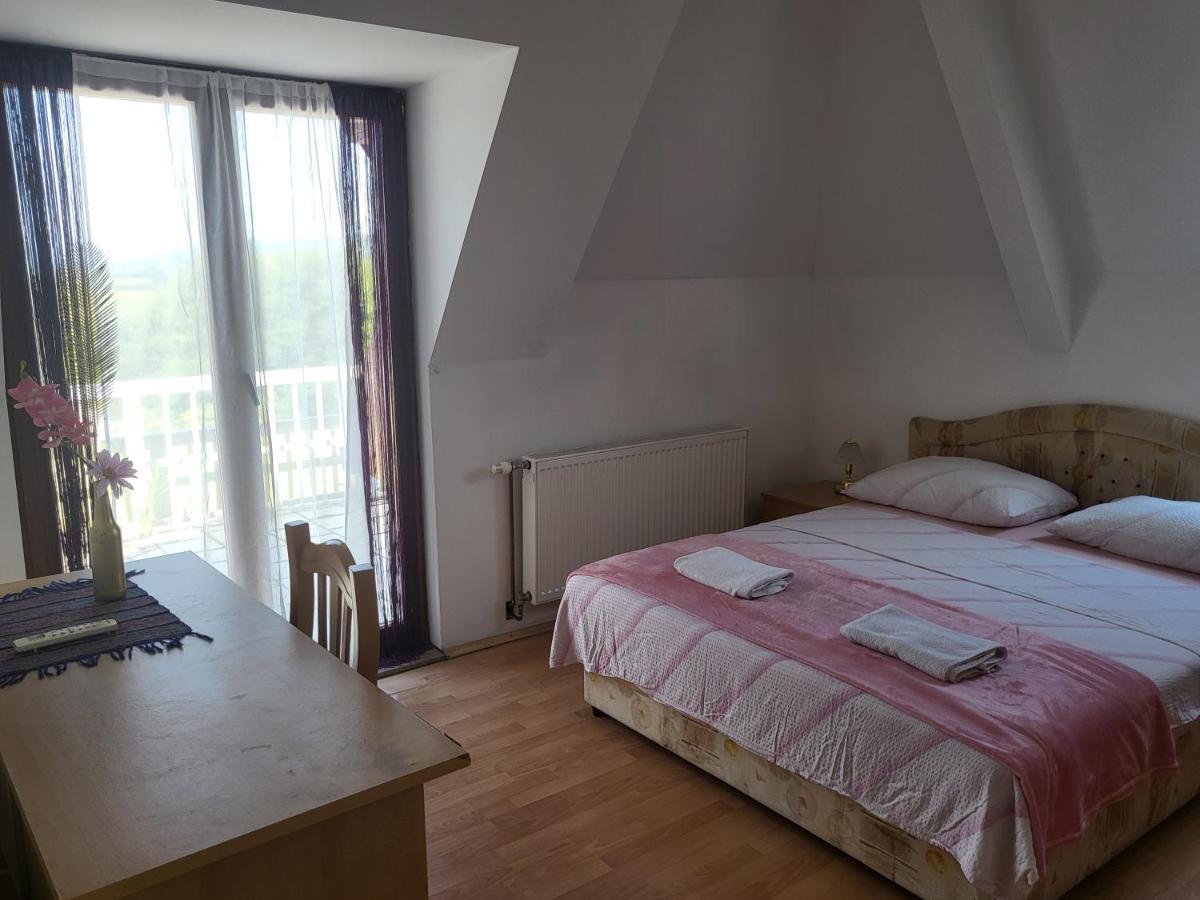 Pansion Brod Bed and Breakfast Buitenkant foto