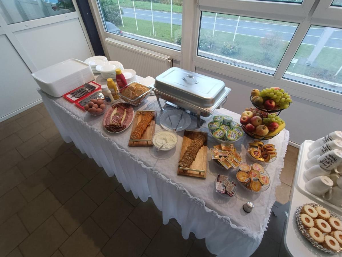 Pansion Brod Bed and Breakfast Buitenkant foto